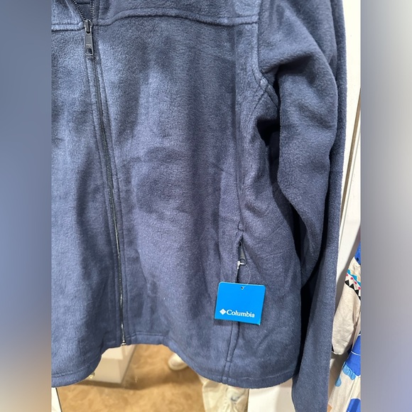 Columbia zip up fleece sweatshirt - Picture 2 of 5